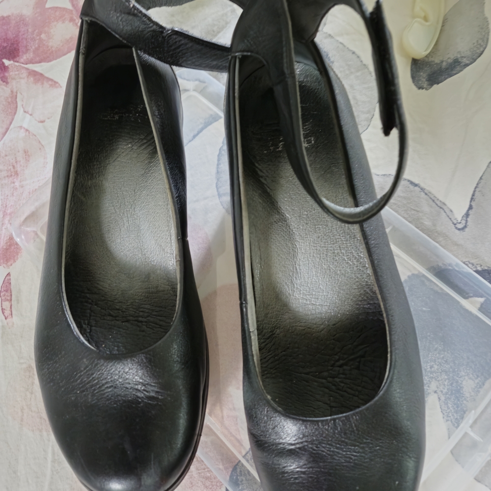 Dansko Black Platform Women's Shoes